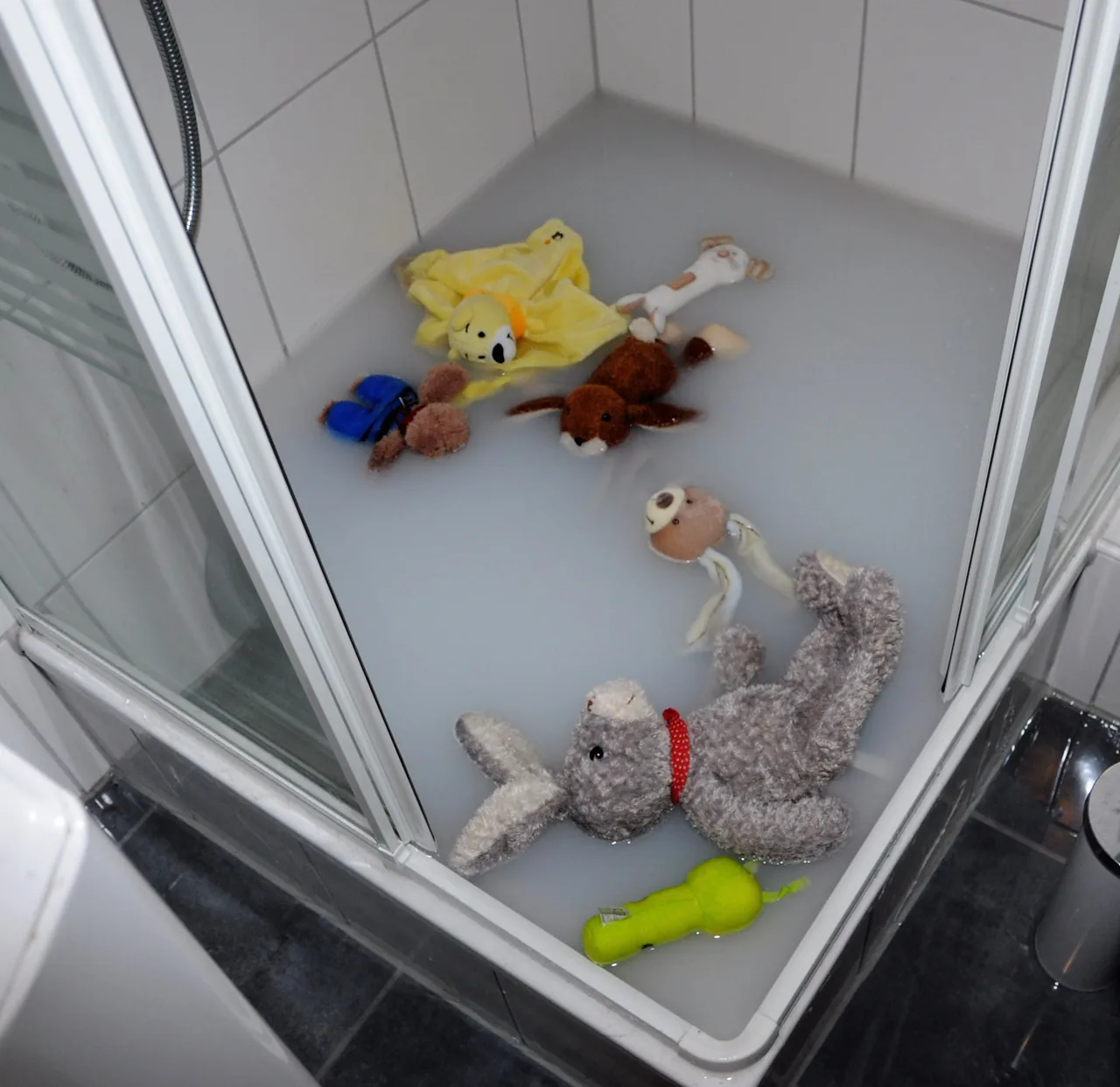 friedhof-der-kuscheltiere-350x339.jpg
