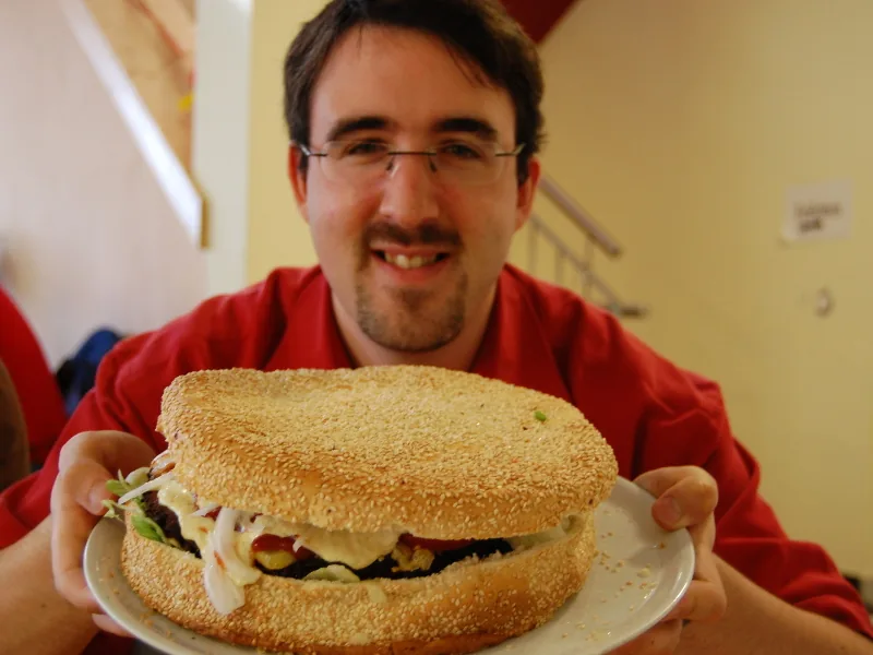 riesen_burger-350x262.jpg