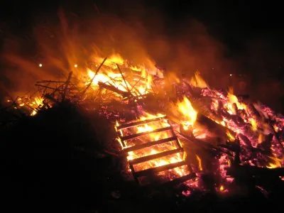 osterfeuer.jpg