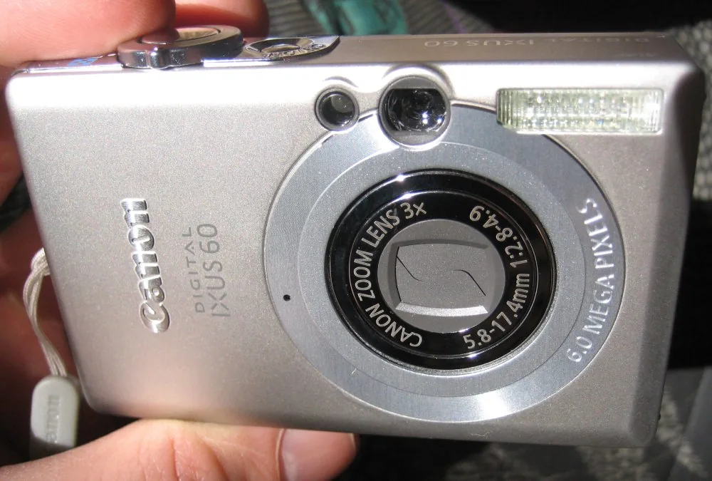 ixus_60.jpg