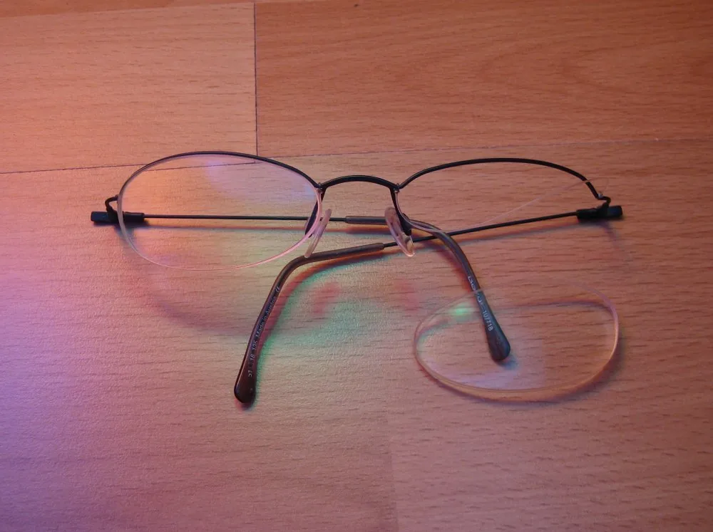 brille_fussball.jpg