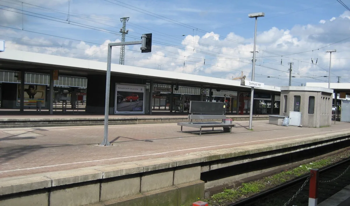 bahnhofleer.jpg